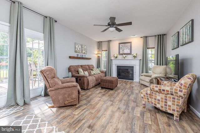 1001 GRAY FOX CT, Sewell, NJ 08080