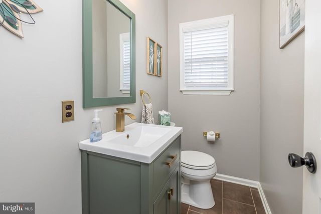 1001 GRAY FOX CT, Sewell, NJ 08080