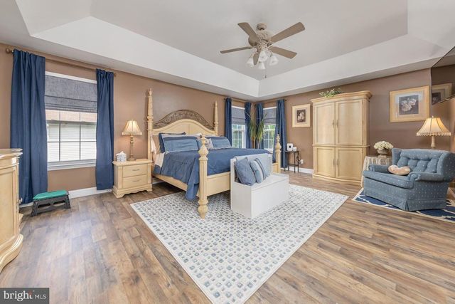 1001 GRAY FOX CT, Sewell, NJ 08080