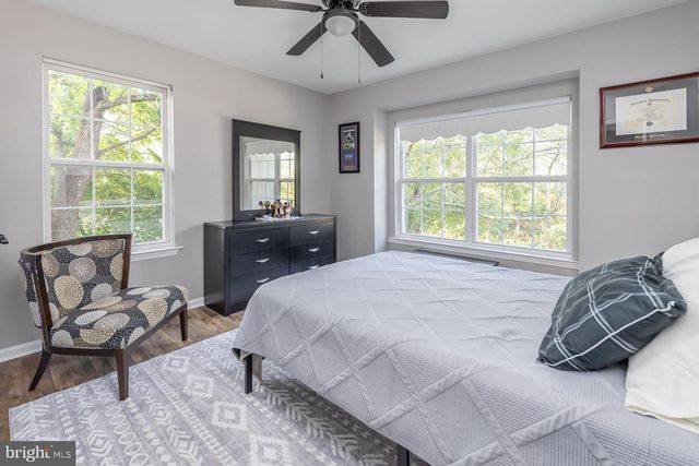 1001 GRAY FOX CT, Sewell, NJ 08080