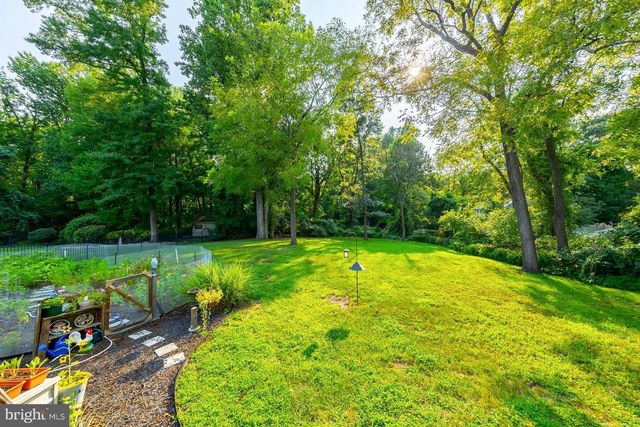 1001 GRAY FOX CT, Sewell, NJ 08080