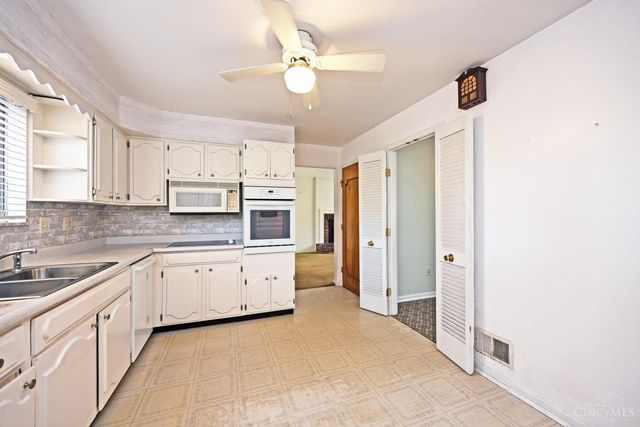 3951 Springrock Drive, Cincinnati, OH 45251