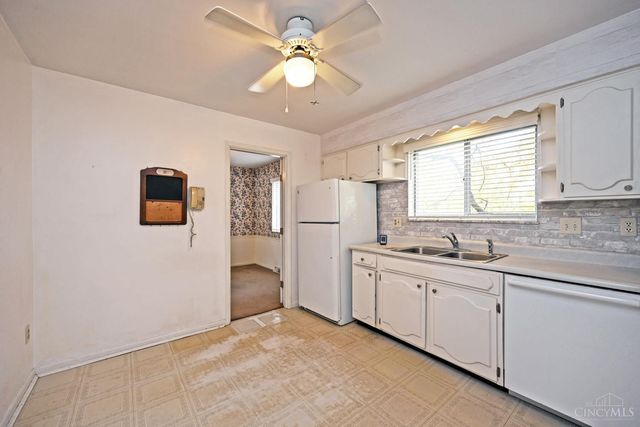 3951 Springrock Drive, Cincinnati, OH 45251