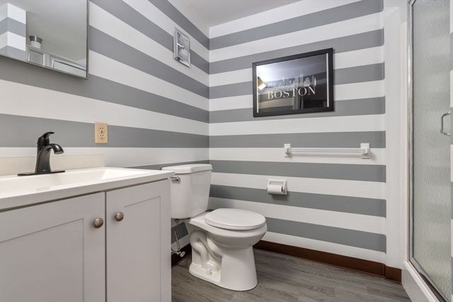 100 Albion Rd, Wellesley, MA 02481