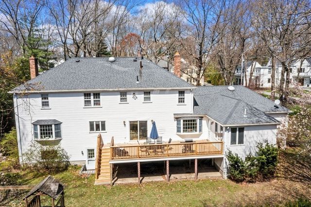 100 Albion Rd, Wellesley, MA 02481