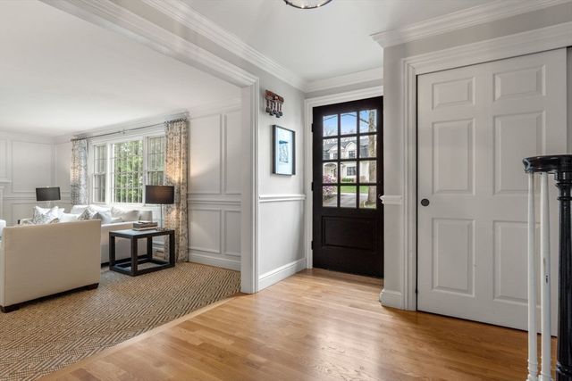 100 Albion Rd, Wellesley, MA 02481