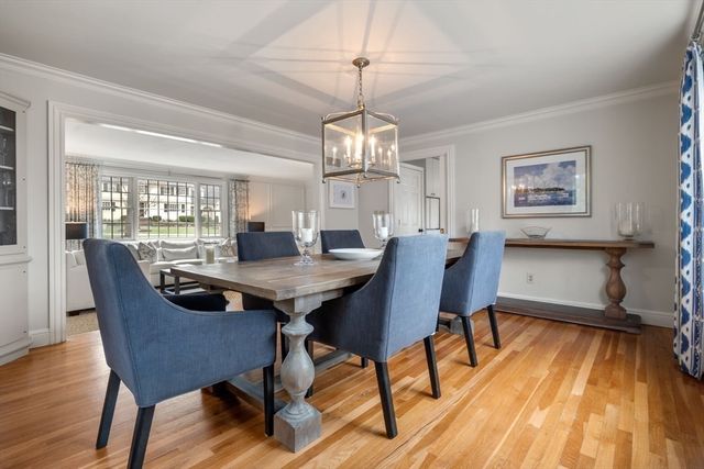 100 Albion Rd, Wellesley, MA 02481