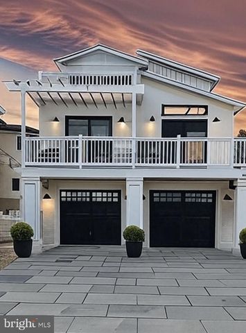 210 N 14TH ST, Surf City, NJ 08008