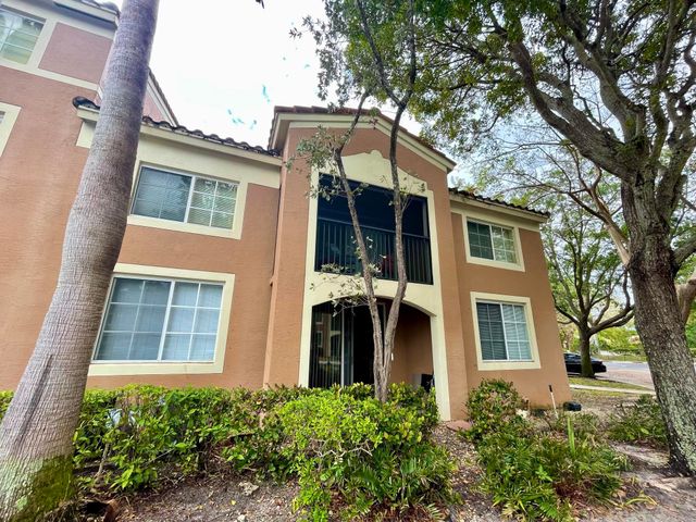 4856 N State Rd 7 1207, Coconut Creek, FL 33073
