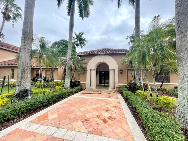 4856 N State Rd 7 1207, Coconut Creek, FL 33073