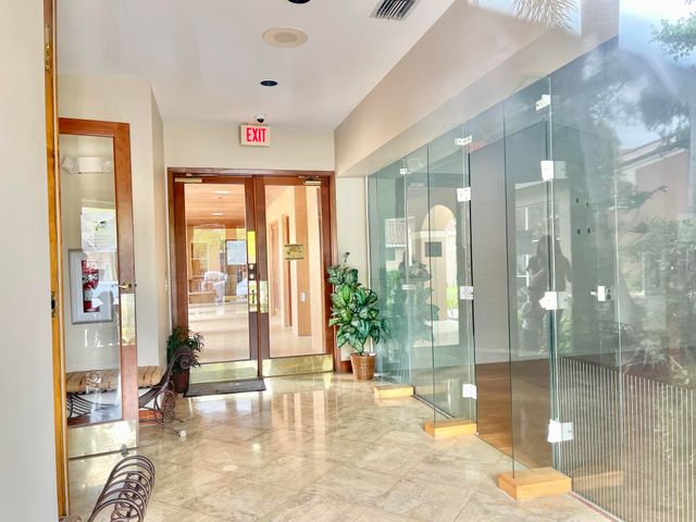 4856 N State Rd 7 1207, Coconut Creek, FL 33073
