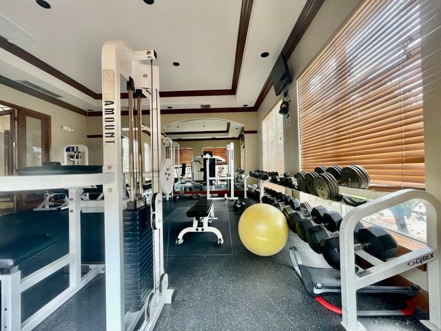 4856 N State Rd 7 1207, Coconut Creek, FL 33073