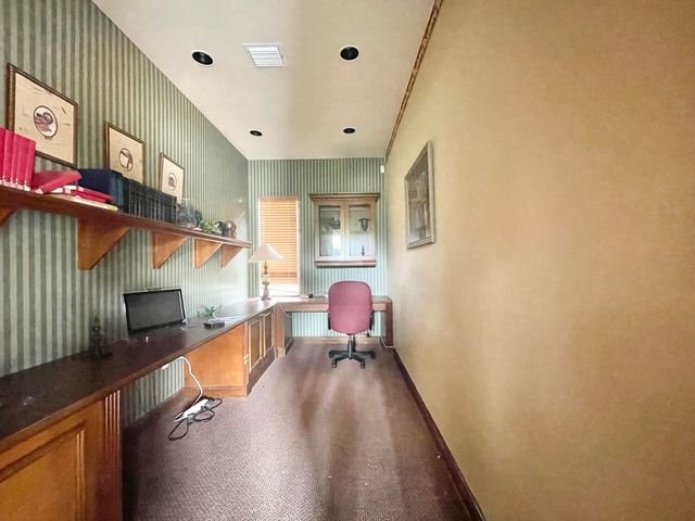 4856 N State Rd 7 1207, Coconut Creek, FL 33073