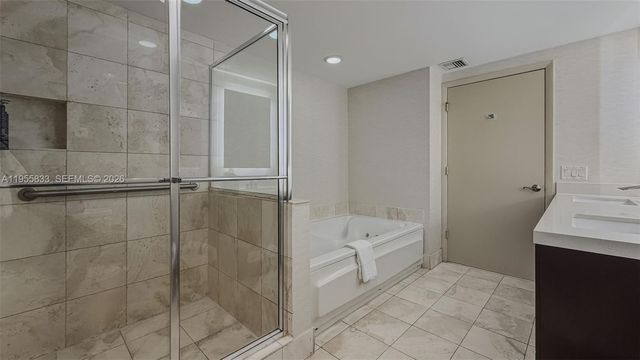 17375 Collins Ave 2401, Sunny Isles Beach, FL 33160