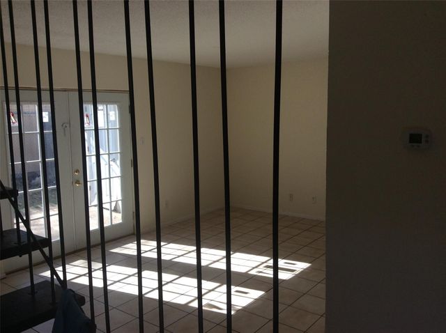 1737 Wooten Park DR 102, Austin, TX 78757