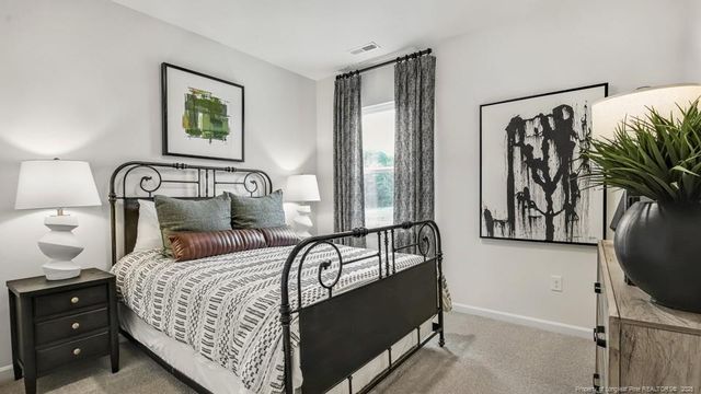 124 Discovery Way, Spring Lake, NC 28390