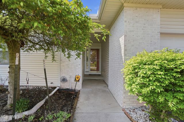 2515 Glengate Drive, Toledo, OH 43614