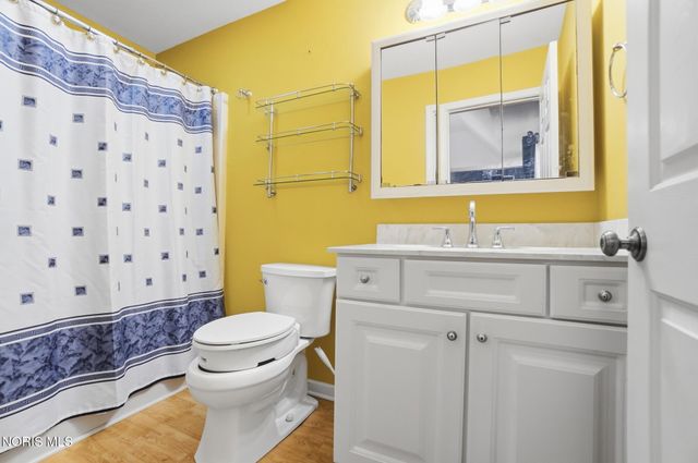 2515 Glengate Drive, Toledo, OH 43614