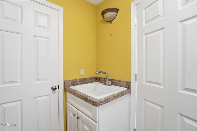 2515 Glengate Drive, Toledo, OH 43614