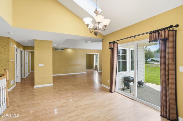 2515 Glengate Drive, Toledo, OH 43614