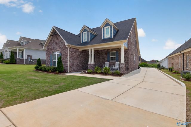 6403 Lenox Hill Way NW, Huntsville, AL 35806