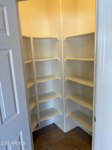 5186 W DESERT HILLS Drive W, Glendale, AZ 85304