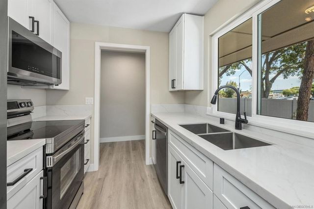 6386 Caminito Salado, San Diego, CA 92111