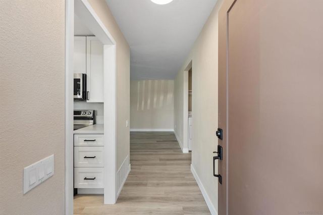 6386 Caminito Salado, San Diego, CA 92111