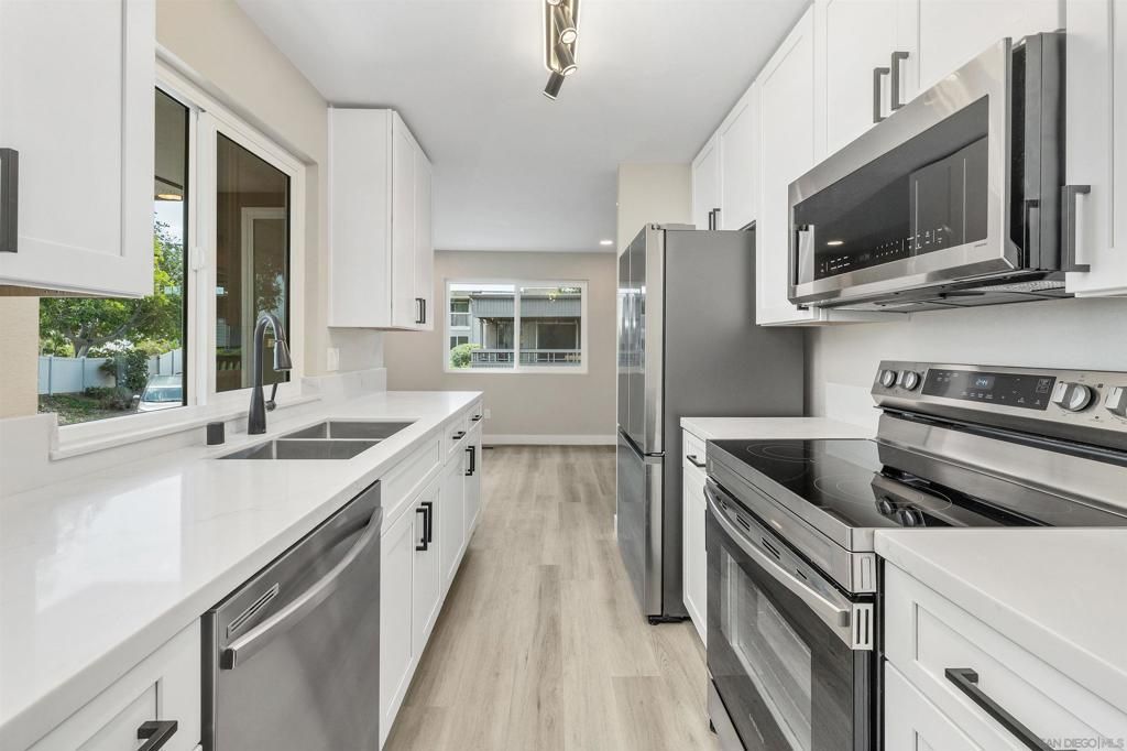 6386 Caminito Salado, San Diego, CA 92111
