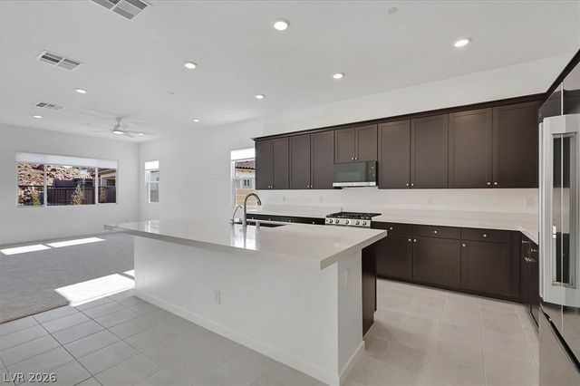 73 Atrani Bay Court, Henderson, NV 89011