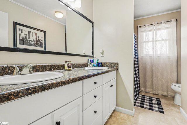 315 Graham Chapel Road, Cowpens, SC 29330