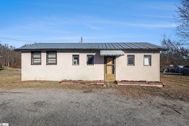 315 Graham Chapel Road, Cowpens, SC 29330