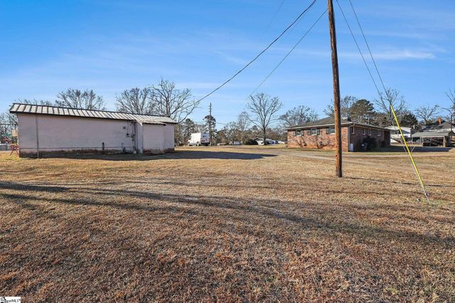 315 Graham Chapel Road, Cowpens, SC 29330