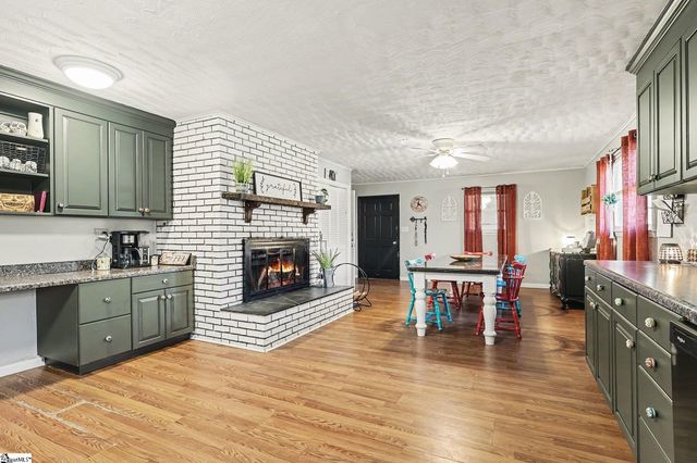 315 Graham Chapel Road, Cowpens, SC 29330