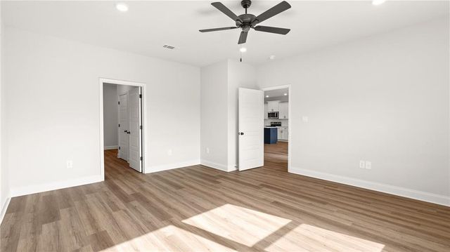 7651 Anglebrook Road N, Mobile, AL 36695
