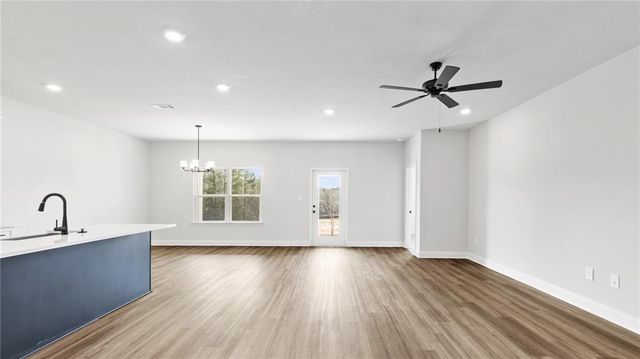 7651 Anglebrook Road N, Mobile, AL 36695