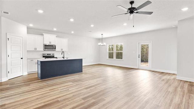 7651 Anglebrook Road N, Mobile, AL 36695