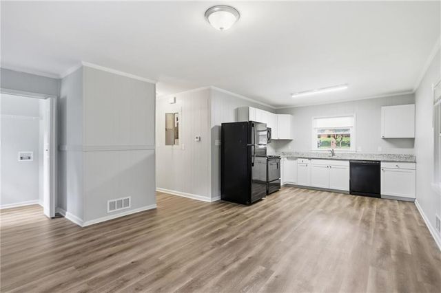2651 Plantation Drive, East Point, GA 30344