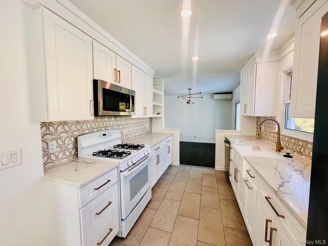 11 W Glen Avenue, Port Chester, NY 10573