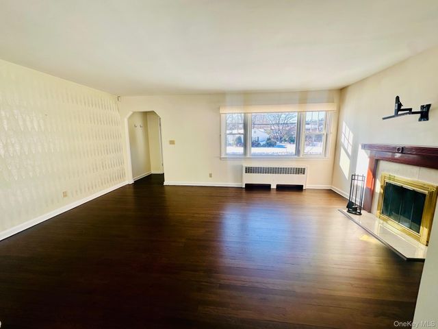 11 W Glen Avenue, Port Chester, NY 10573