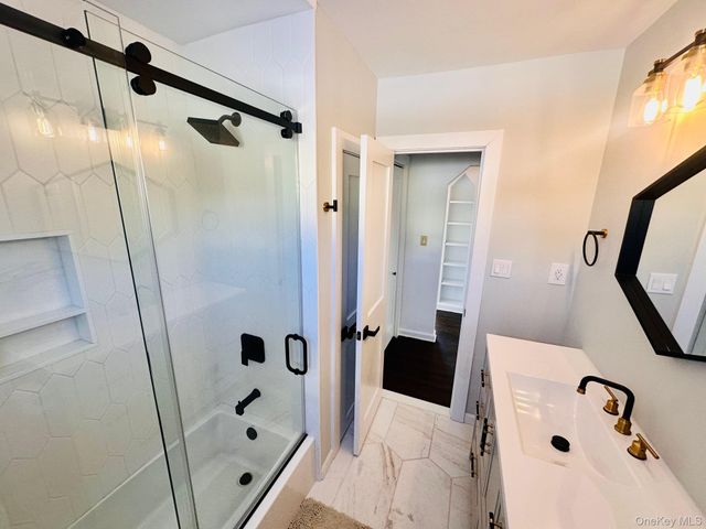 11 W Glen Avenue, Port Chester, NY 10573