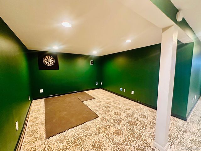 11 W Glen Avenue, Port Chester, NY 10573