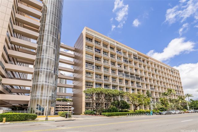 500 University Avenue 736, Honolulu, HI 96826