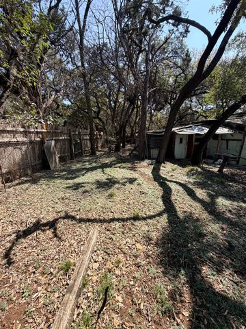 207 Hub DR, Wimberley, TX 78676