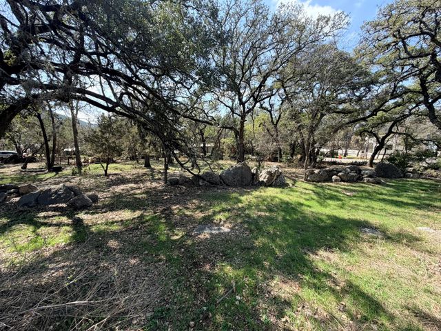 207 Hub DR, Wimberley, TX 78676