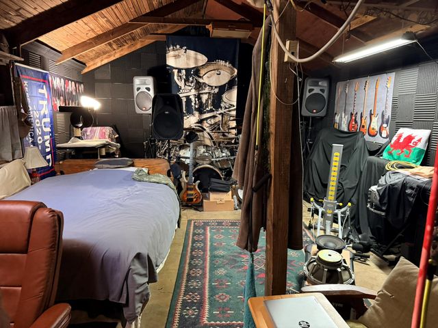 207 Hub DR, Wimberley, TX 78676