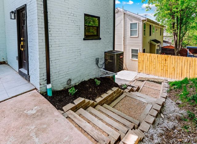 3634 Columbia Parkway, Cincinnati, OH 45226