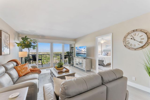 2611 N Riverside Drive 1002, Pompano Beach, FL 33062