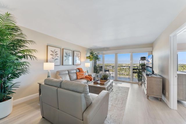 2611 N Riverside Drive 1002, Pompano Beach, FL 33062