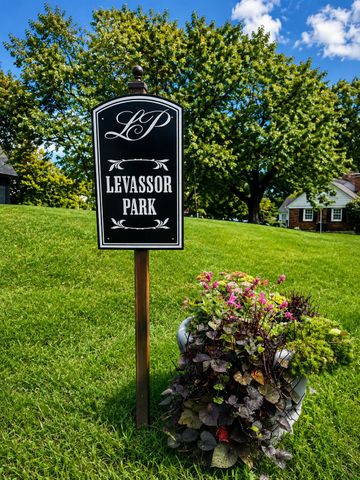 217 E 26th Street, Covington, KY 41014